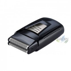 Travel shaver. 