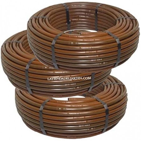 Packung mit 300 Metern 16-mm-Tropfbewässerungsrohr bei 33 cm braun