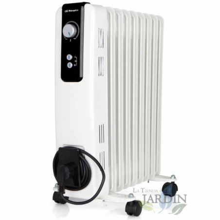 Radiatore a olio Orbegozo a 9 elementi. Potenza massima 2.000 W. Termostato regolabile.