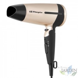 Folding hair dryer. 1,600 W power. Cold air button. 2 speed and temperature settings. Practical for travel.