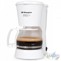 Filterkaffeemaschine. Fassungsvermögen: 6 Tassen. Herausnehmbarer Dauerfilter. Hält den Kaffee 30 Minuten lang heiß. 650 W.