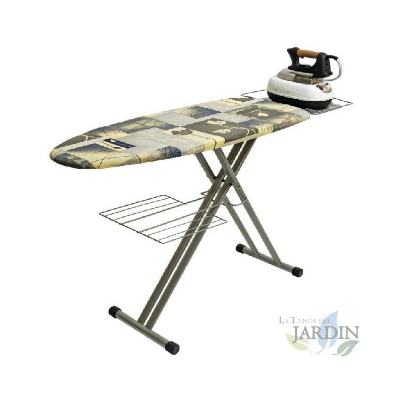 Asse da stiro Orbegozo. Supporto in acciaio. Altezza regolabile fino a 93 cm. Dimensioni: 117 x 40 cm.