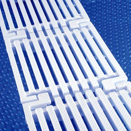 Longitudinal design grid plate, 24 mm high, for swimming pools with overflow channel