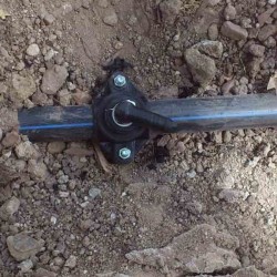 Collar de riego reforzado utilizado en tuberias de polietileno