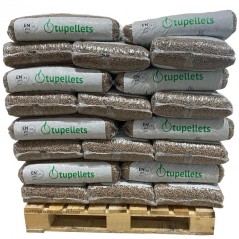 300 kg de pellets de madeira 100% naturais para aquecimento. 20 sacos de 15 kg cada.