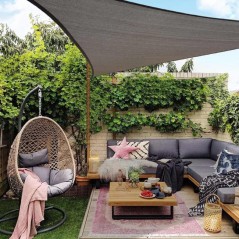Dreieckige Polyester-Segelmarkise 5 x 5 x 5 Meter, grau 165 gr/m2 UV für den Garten