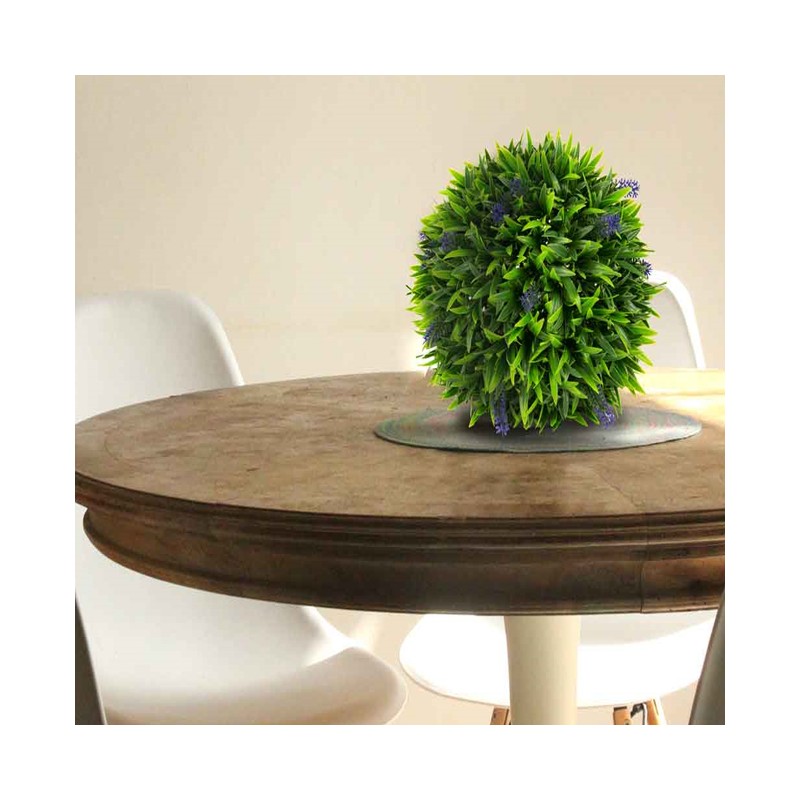 Esfera decorativa roxa de 38 cm para complementar sua decoração interna ou externa. Aparência natural de planta. Esfera decorativa roxa de 38 cm para complementar sua decoração interna ou externa. Aparência natural de planta.