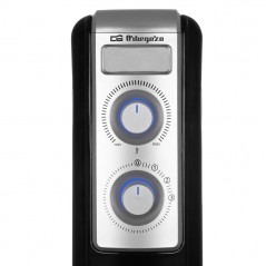 Riscaldatore ad olio con 7 elementi. Tre potenze di riscaldamento: 600 W - 900 W - 1500 W. Termostato regolabile