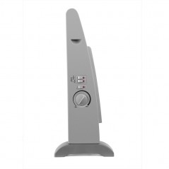 Heizkonvektor mit Luftturboventilator. Maximale Leistung: 2000 W. Einstellbarer Thermostat für die Raumtemperatur.