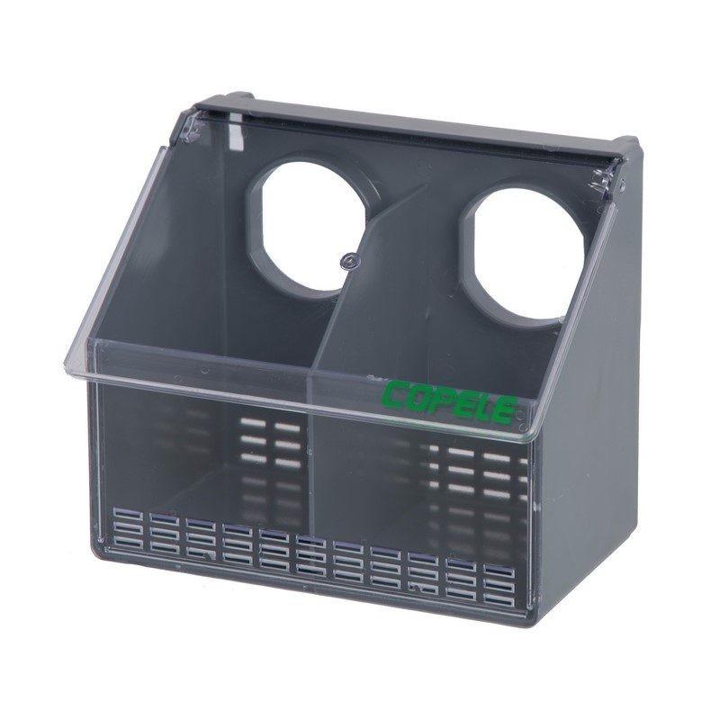 Plastic pigeon feeder with 2 compartments. Measures 17.5 x 11 x 14.5 cm