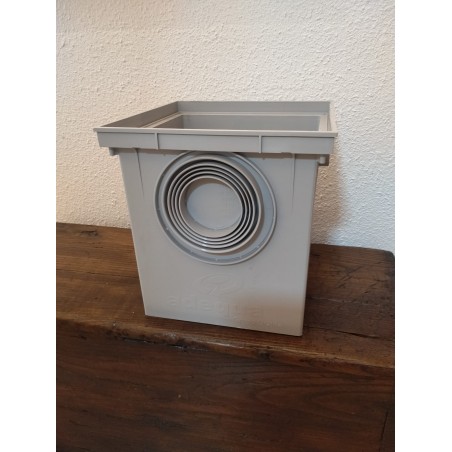 Siphon monobloc 55 x 55 cm, sans couvercle. Recommandé pour les canalisations.