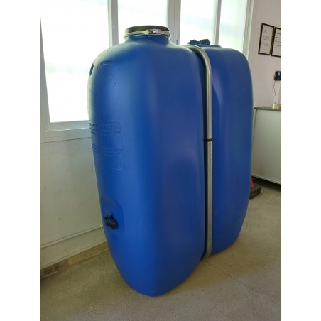 Serbatoio per acqua potabile rettangolare in polietilene, 1000 litri, 135x62x171 cm