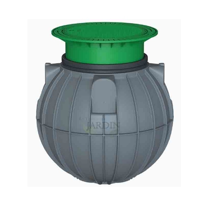 Fosse septique enterrée Graf de 600 litres sans filtre, dimensions : 112 x 139 cm. Capacité recommandée pour 1 à 2 personnes. Fosse septique enterrée Graf de 600 litres sans filtre, dimensions : 112 x 139 cm. Capacité recommandée pour 1 à 2 personnes.