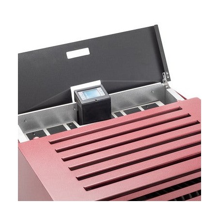 Poêle à granulés Ferroli Omega 10 kW. Efficacité et design supérieurs avec surface chauffante. Couleur rouge.