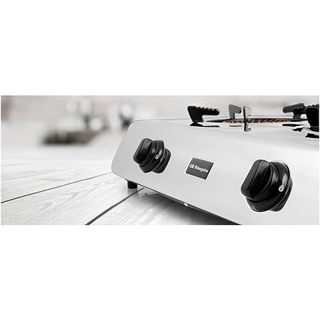 Gas stove for outdoor use with 7700W of power, suitable for butane and propane, has two triple crown burners