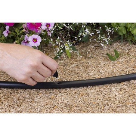 Punch for irrigation drippers and microtubes
