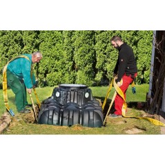 Réservoir en polyéthylène de 3000 litres. Conçu pour la récupération d'eau de pluie. Longueur 245 cm, Largeur 210 cm, Hauteur 10