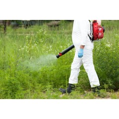 Herbicide total 500 ml Logrado AP. Prévient les mauvaises herbes, non résiduelles et non sélectives (Substitut Roundup)