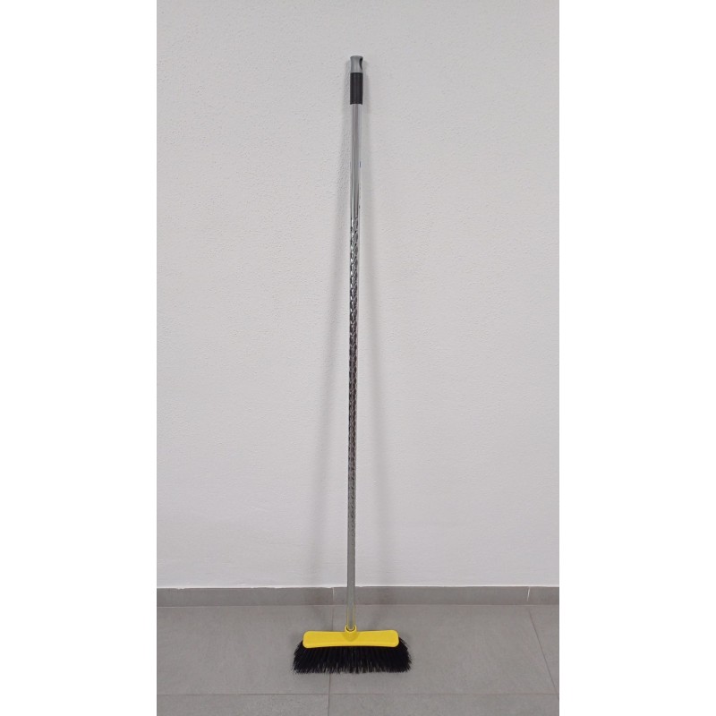 Balai de jardin spécial pour balayer le gazon artificiel, les tapis et l'extérieur, 33x15,5x11 cm + bâton diamant 140 cm Balai de jardin spécial pour balayer le gazon artificiel, les tapis et l'extérieur, 33x15,5x11 cm + bâton diamant 140 cm