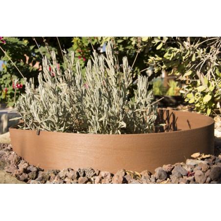 Bordatura composita marrone 0,09 x 5 m, spessore 4,5 mm, ideale per giardini