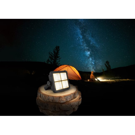 Faretto solare a LED a luce neutra da 15 W con ricarica USB e doppia intensità | Illuminazione esterna autonoma IP44