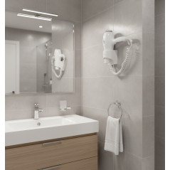 White Orbegozo Hotel Hairdryer. Power 1,800-2,000 W. 2 speed powers. 3 temperature levels.