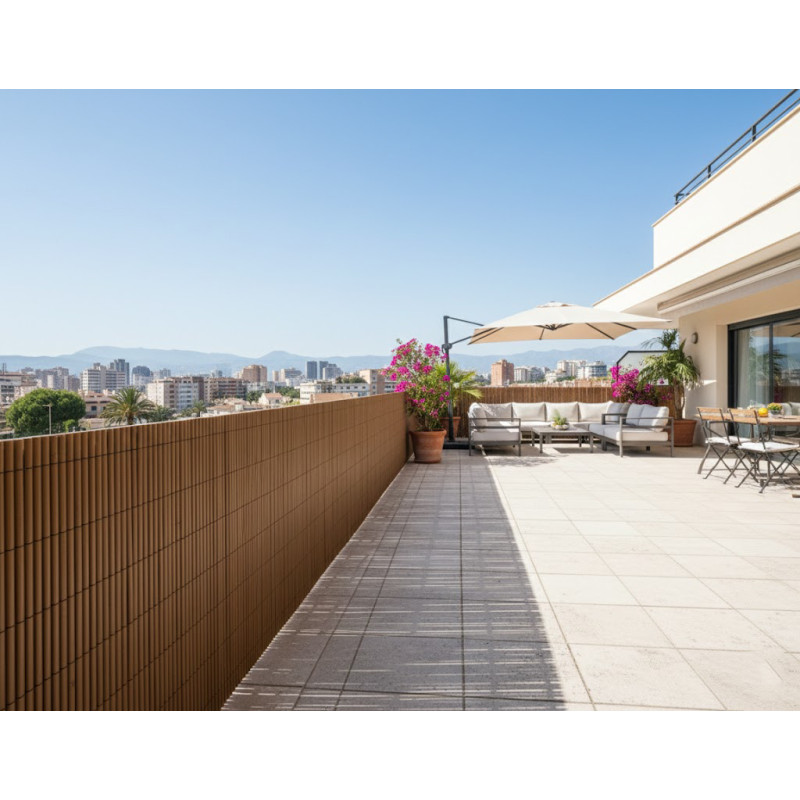 Schermo Privacy In PVC Per Recizioni A Doppia Sbarra Doppio Picchetto Rete Frangivista 450 g/m² 35 m x 19 cm Con Clip Di Fissaggio Grigio Chiaro | Leroy Merlin