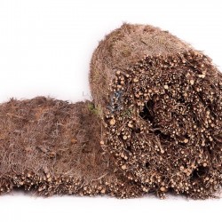 Frangivista in Brandelli di erica, rete di erica. Erica naturale rustica. Trellis 0,8 x 3 m. Oscuramento totale 100%