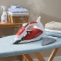 2200W steam iron, red ceramic coated soleplate, wrinkle-free ironing