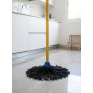 Mocio in microfibra con filo nero, filo universale, non graffia il pavimento, grande capacità di assorbimento