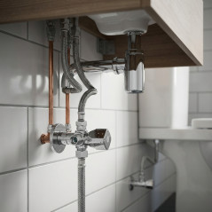 Twin Shut-Off Valve with Non-Return Valve 1/2" x 3/8" x 3/8" | Double Outlet for Sanitary and Plumbing Installations