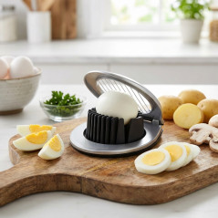 Eierschneider mit Doppelfunktion, 10x7x10 cm | Schneidet Eier, gekochte Kartoffeln oder Champignons in Dreiecke oder dünne Schei