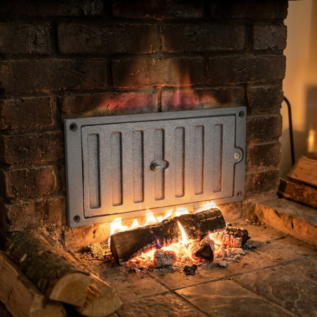 Rejilla de Ventilación de Hierro Fundido para Encastrar 22x11 cm | Rejilla Decorativa Regulable para Chimeneas y Ventilación