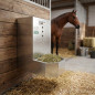 Mangeoire automatique pour chevaux, trémie galvanisée de 75 L, dimensions : 50 x 70 x 87 cm | Mangeoire pour boxes et bétail
