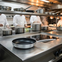 40cm Aluminum Frying Pan | Suitable for Ceramic, Electric, and Gas Hobs | Non-Stick Coating | Ergonomic Handle