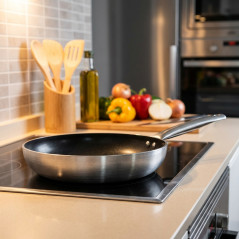 Lacor 32cm Aluminum Frying Pan | Suitable for Ceramic, Electric, and Gas Hobs | Non-Stick Coating | Ergonomic Handle