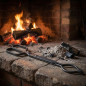 Tenaza de Hierro Antracita 16x4 mm | Pinza para Leña y Carbón en Chimenea y Estufa