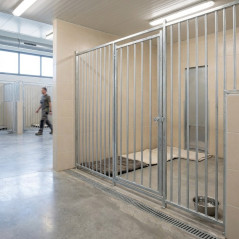 Front of Bars for Dog Kennels with Door 200x185 cm | Dog Kennel with Door and 5 cm Separation