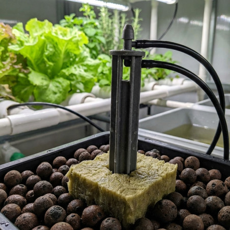 Pack 500 Piqueta riego por goteo para microtubo 4,5 x 6,5 mm