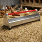 Comedouro para galinhas em chapa galvanizada 122x19x19,5 cm Comedouro para galinhas em chapa galvanizada 122x19x19,5 cm