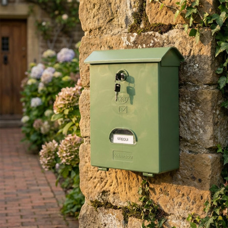 Boîte aux lettres extérieure | Boîte aux lettres en plastique laqué vert avec clés | Boîte aux lettres murale classique avec ser