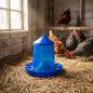 Mangeoire à trémie pour volailles et poulets | Capacité : 4 kg | Dimensions : 30 x 30 x 38 cm | Plastique résistant | Bleu