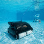 Magnun Junior electric pool cleaning robot for pools up to 15 meters.