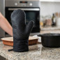 LACOR Mitten Kitchen Cotton and Silicone Glove - Black - 33 cm