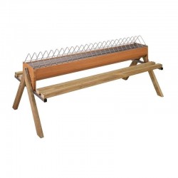 Free-range chicken feeder with legs