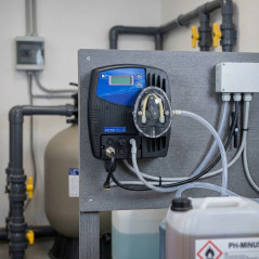 Equipamentos de Controle e Dosagem de Piscinas | Mede pH ou Redox Automaticamente | 3 L/h | Manutenção de Água