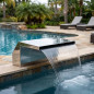 Cascata decorativa per piscina | Larghezza 600 mm | Attacco da 1 ½'' | Elemento d'acqua per SPA e piscine