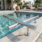 Corrimão reto para piscinas | 1 metro | Extremidades com acabamento | Corrimão em aço inoxidável