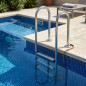 Wandmontierte Poolleiter | 3 Stufen | Standardmodell | Robuste Leiter | Sicherer Poolzugang