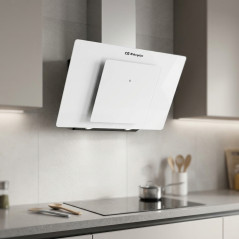 Hotte décorative Orbegozo en verre trempé, capacité d'extraction 579 m3/h, éclairage LED, 3 niveaux de puissance 60 cm